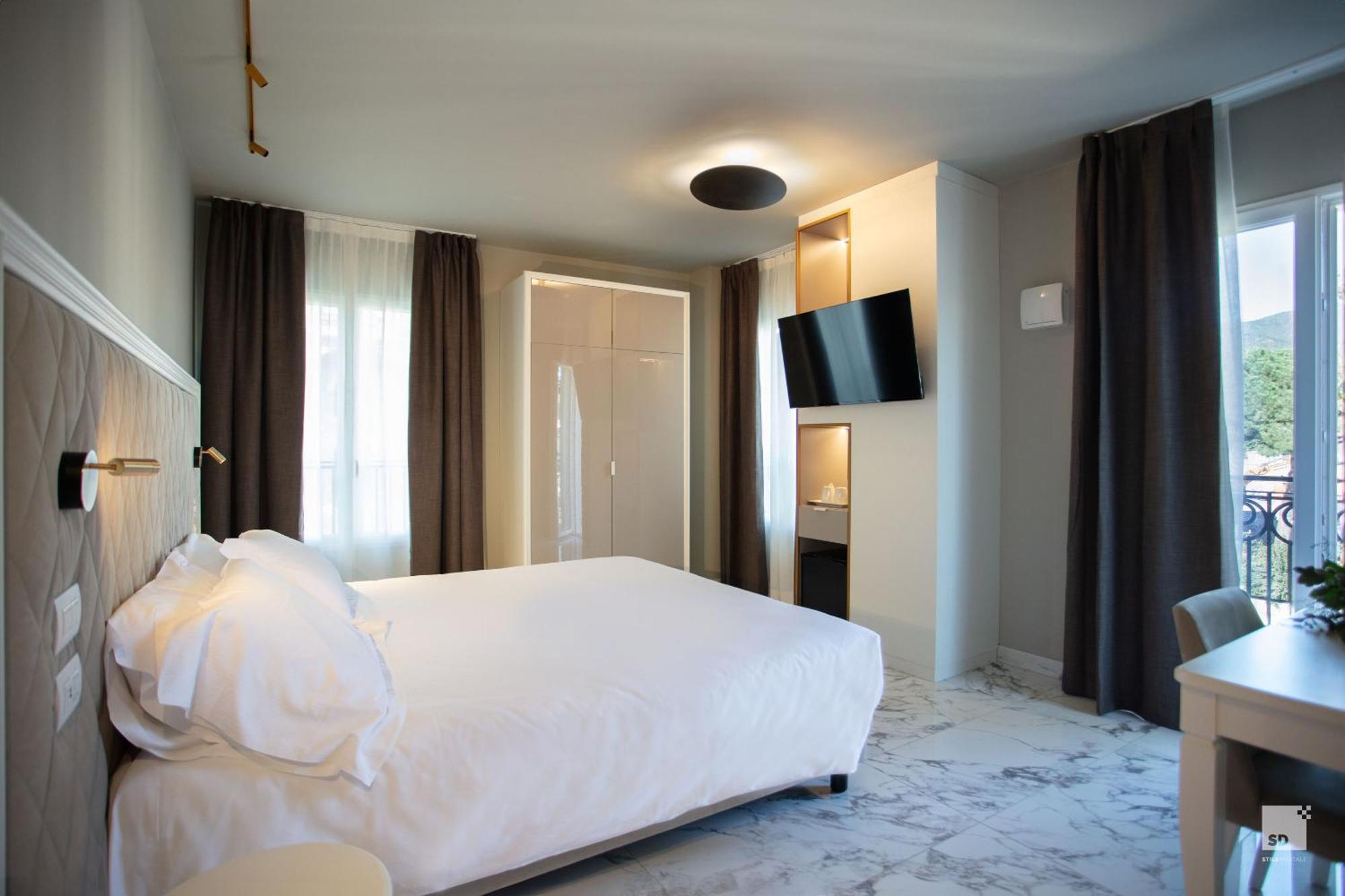 Hotel Villa Elena Varazze Buitenkant foto