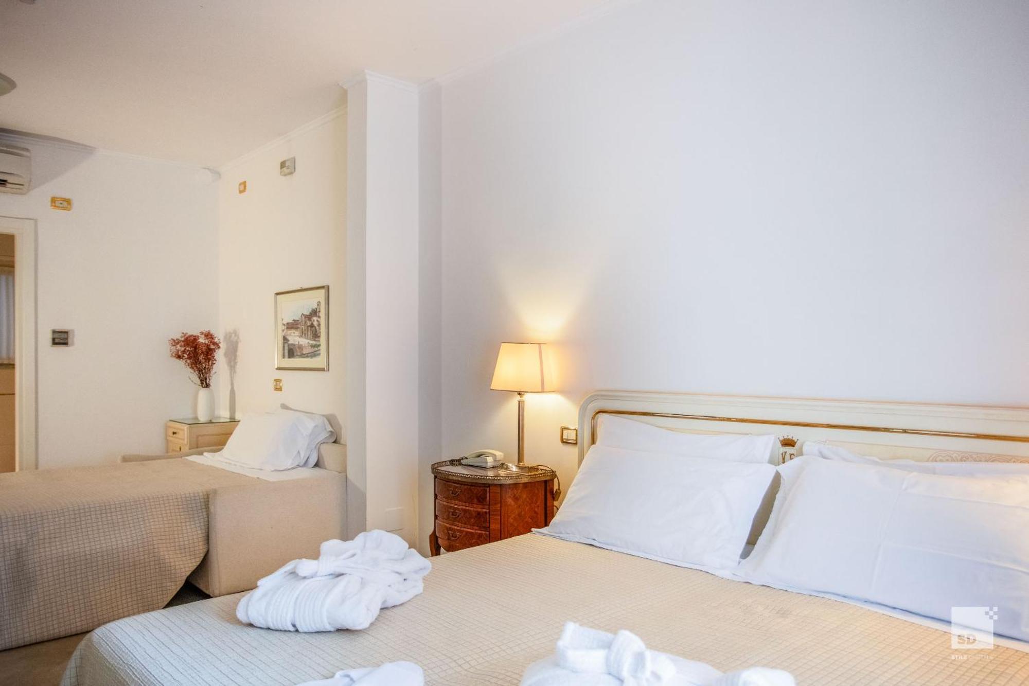 Hotel Villa Elena Varazze Buitenkant foto